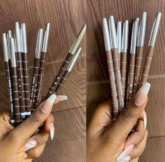New Crayon Davis wood ( crayon à lèvres, eye-liner, sourcils)
